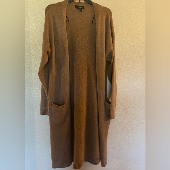 Forever 21+ Sweaters - Ladies long cardigan